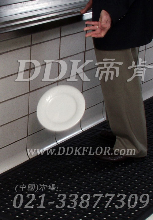 帝肯(DDK)_4700_798（厨房地面防滑铺垫材）厨房防滑垫,厨房地垫,餐厅厨房专用地毯,餐厅防滑地垫,食堂专用防滑地毯,