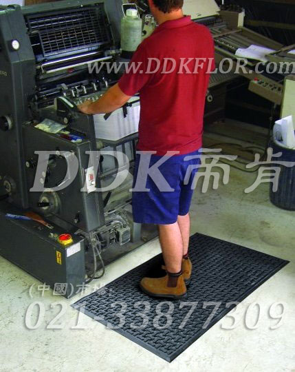 帝肯(DDK)_4700_9979工厂地毯,工厂地胶,带孔防滑垫,工厂用橡胶地垫,工厂走道地垫,耐油工业橡胶垫,橡胶防滑地垫,橡胶防滑垫,