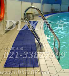 068游泳池防滑垫