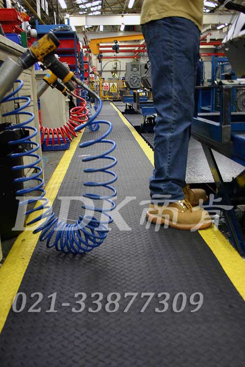 【pvc柳叶纹工业防滑毯】3MM厚胶皮 PVC钢板纹,柳叶纹PVC地板卷材 型号：帝肯(DDK)_HD220（Duxton|皇爵）